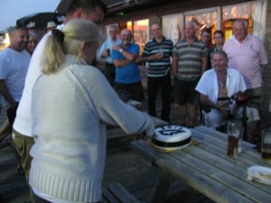 IMG_7223 cutting cake toya n shane