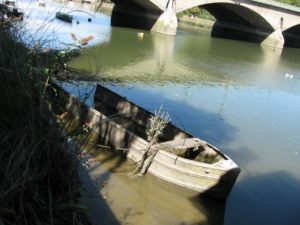 Wreck near Richmond lower bridge